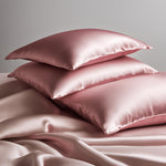 Cargar imagen en el visor de la galería, Silk Pillowcase in Rose Quartz
