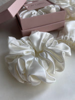 Load image into Gallery viewer, Silk Scrunchie in Moonstone
